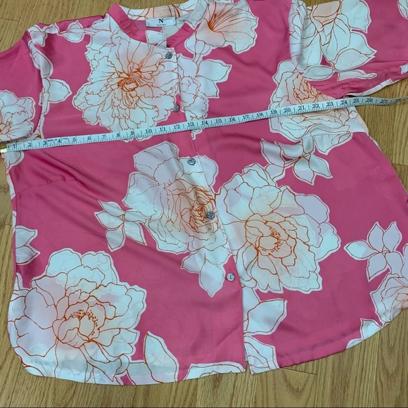 Natori Floral Blouse - Picture 7 of 9
